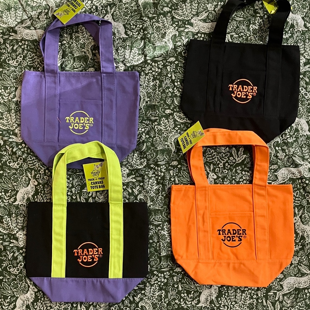 Trader Joe’s Mini Tote Bag Set